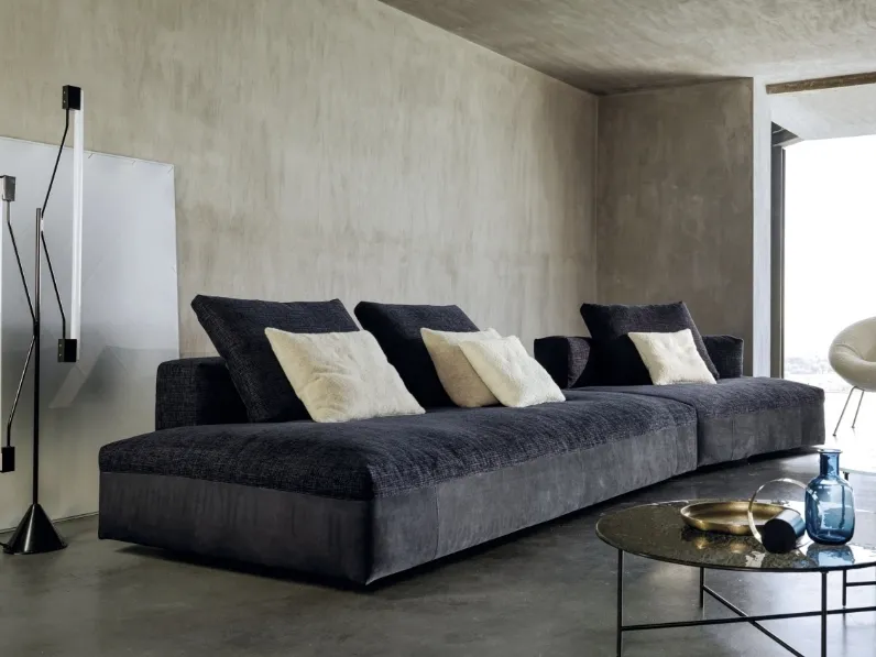 Divano lineare Glow-In di Desirèe