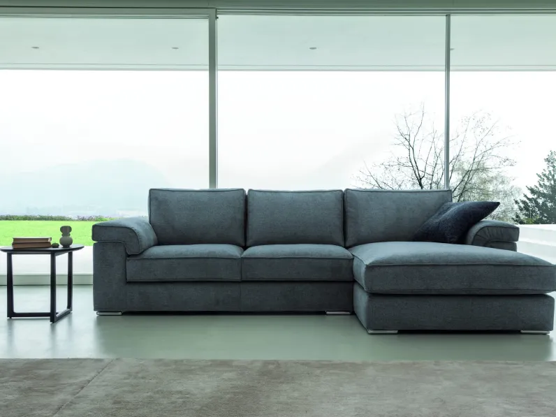 Divano con penisola Grace di Fabbri Salotti