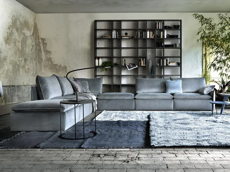 Divano angolare in tessuto Io e Te di Spagnol Salotti