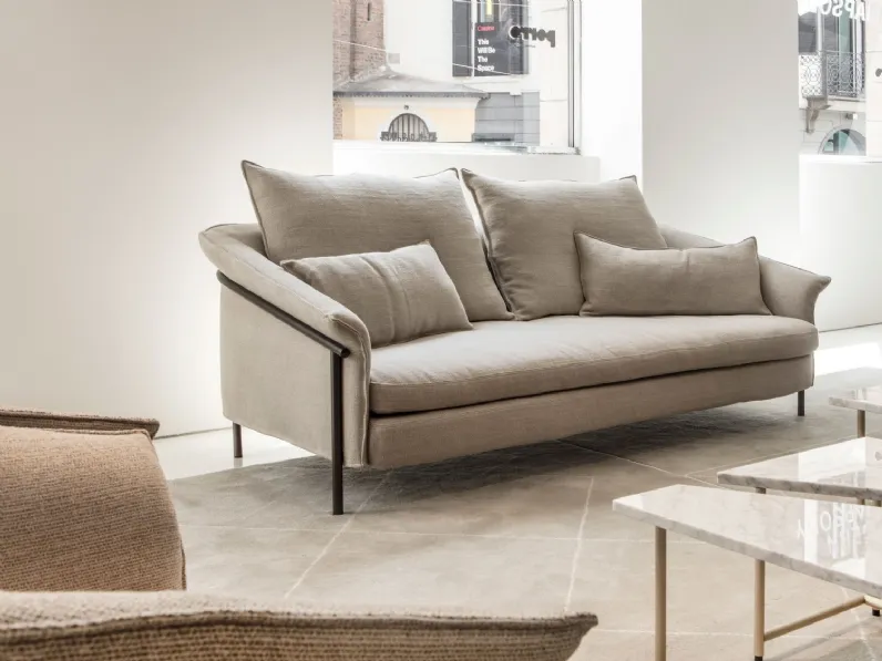 Divano lineare in tessuto Kite Sofa di Porro