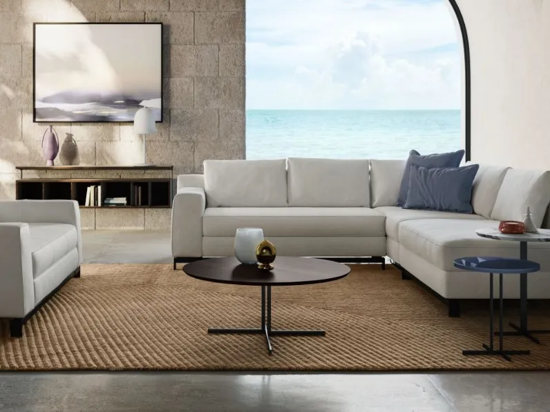 Divano in pelle angolare e lineare Leaf di Natuzzi