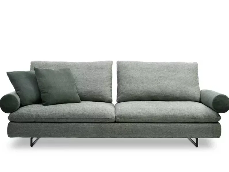 Divano lineare Limes di Saba