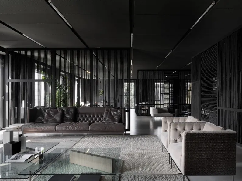 Divano lineare in pelle Lipp di Living Divani