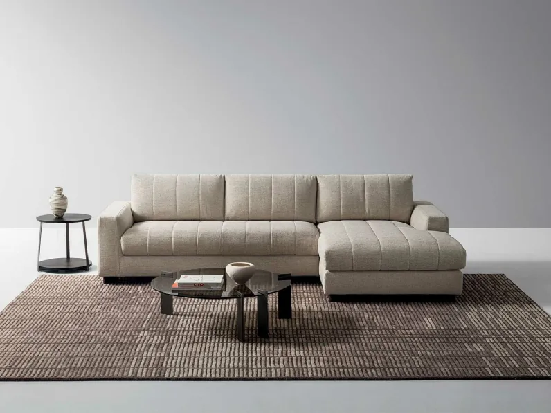 Divano in tessuto con penisola Luvon di Ditre Italia