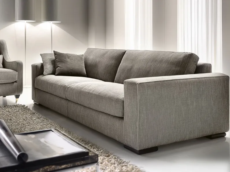 Divano lineare Max di Cava Divani