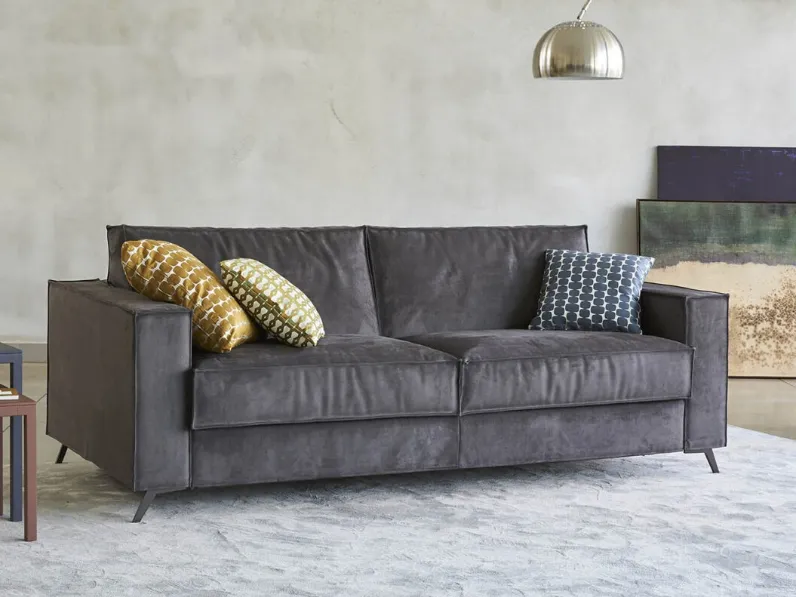 Divano letto lineare in velluto Mingus di Milano Bedding