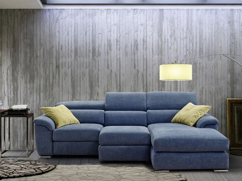 Divano relax con penisola e sedute estraibili Nathan di Astor poltrone e divani