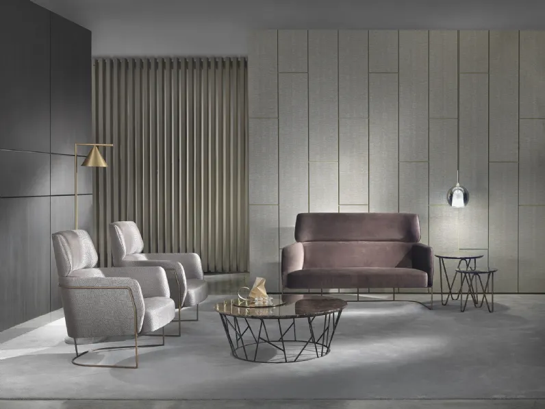 Divano lineare in tessuto con struttura in metallo Nest di Marelli