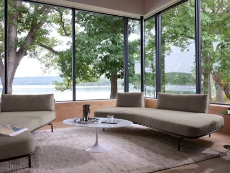 Divano lineare Panoramic Sofa di Knoll