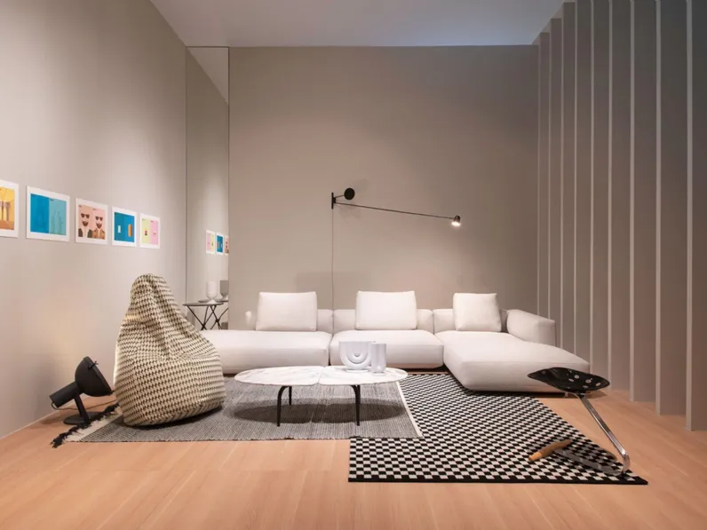 Divano con penisola Pianoalto di Zanotta