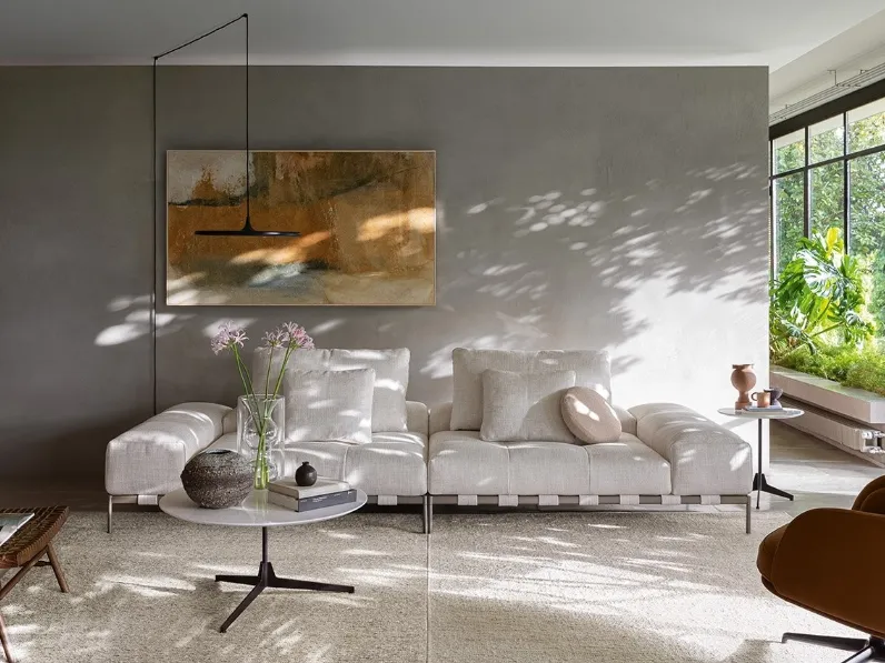 Divano lineare in tessuto imbottito Pixel Light Indoor di Saba