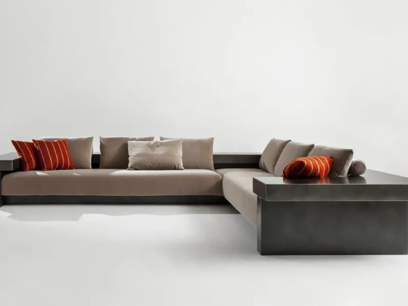 Divano angolare Plaza di Laura Meroni