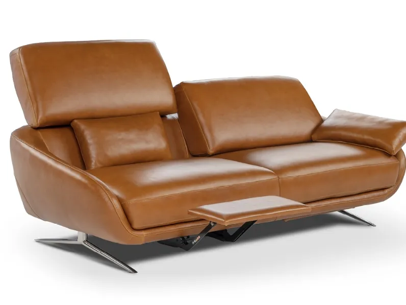 Divano lineare in pelle Regal_e di Calia