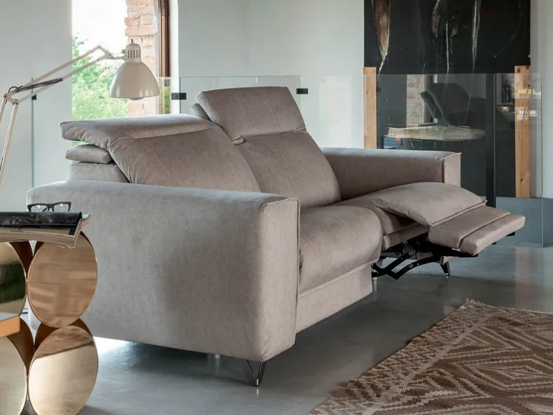 Divano lineare con meccanismo relax Majorca di Rigosalotti