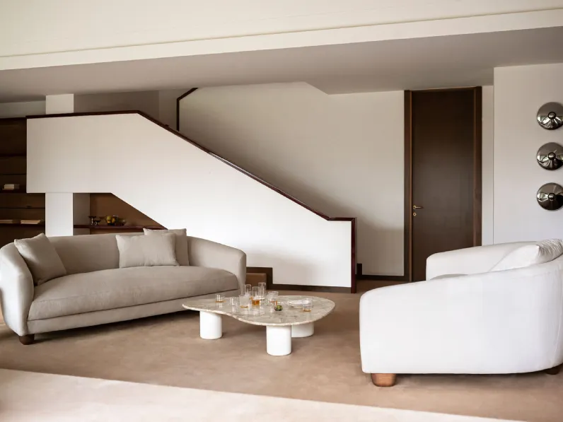 Divano lineare Roma Nuvola di Tacchini