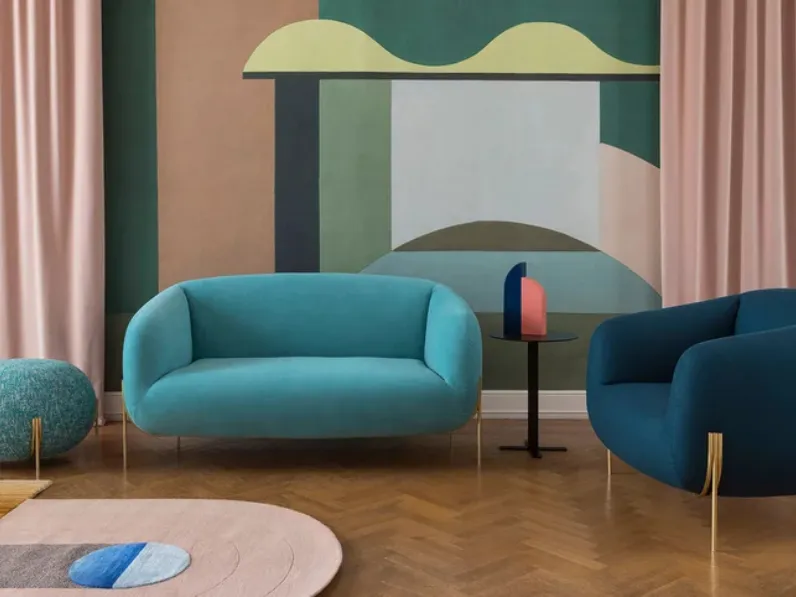 Divano lineare in tessuto Geo di Saba