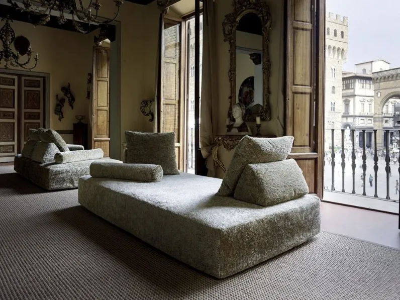 Divano di design lineare in tessuto Sherazade di Edra