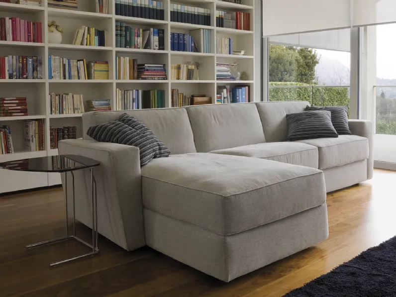 Divano letto Shorter in tessuto con penisola di Milano Bedding