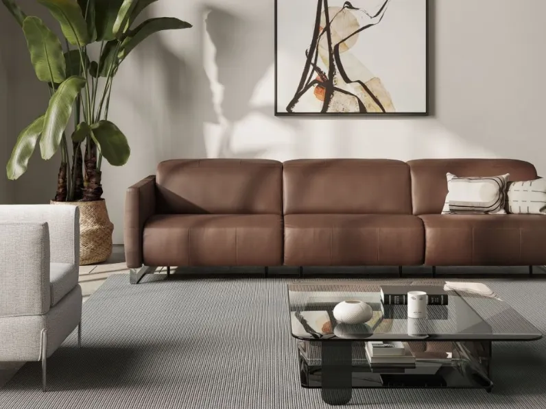 Divano lineare in pelle Sophy di Natuzzi