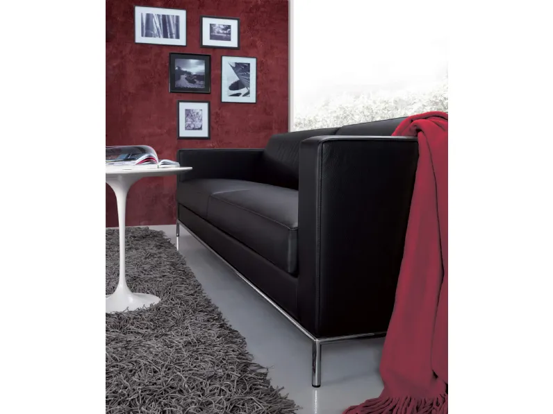 Divano lineare Step di Pol 74