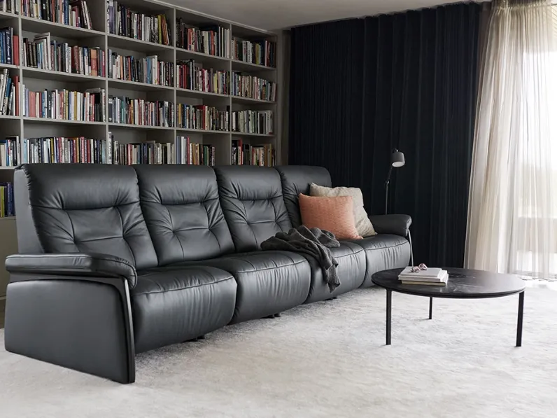 Divano relax in pelle Mary Wood di Stressless