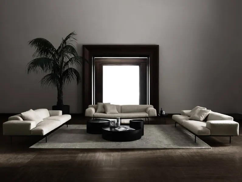 Salotto lineare Sumo in tessuto di Living Divani