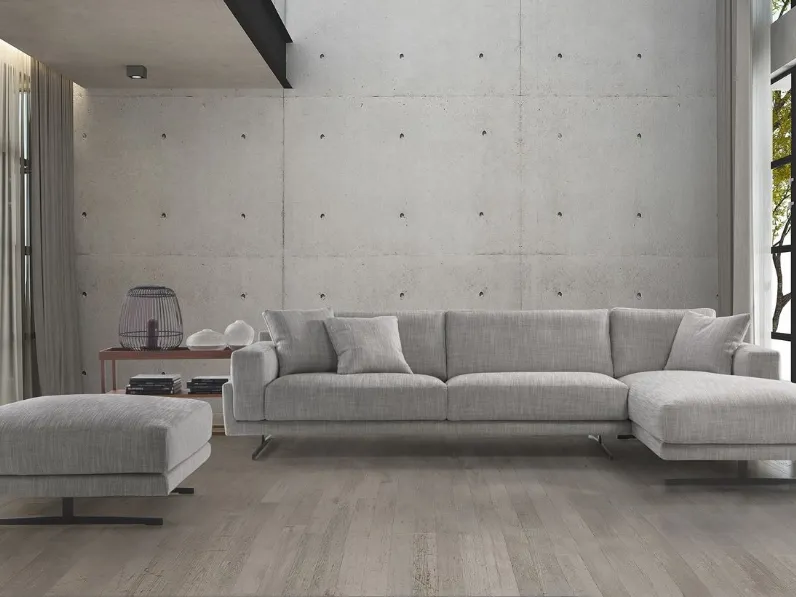 Divano in tessuto con penisola Tapy di Kappa Salotti