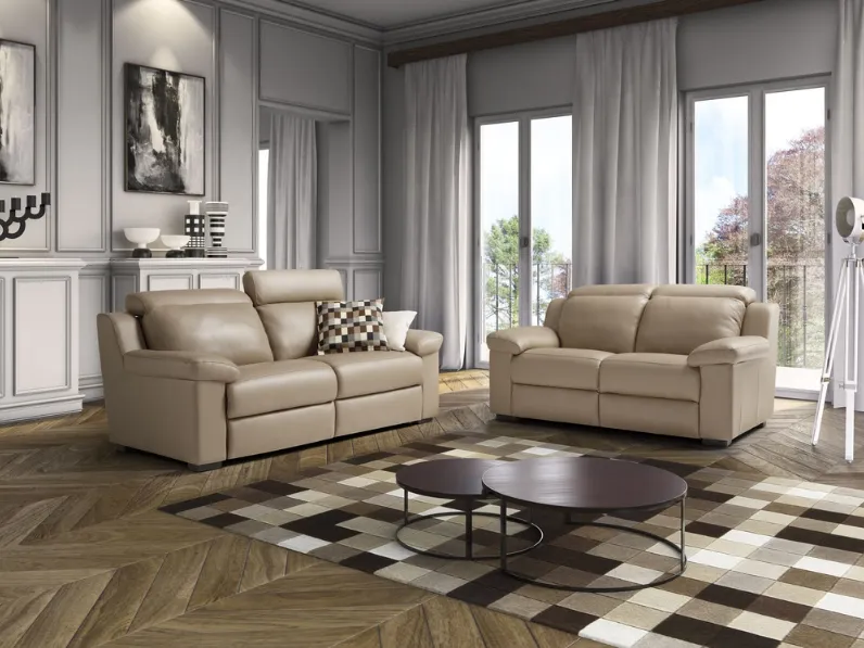 Divano relax lineare in pelle con poggiatesta e sedute regolabili Tenery di Polyformitalia 