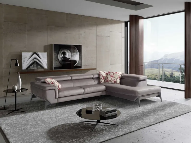 Divano in microfibra con penisola e poggiatesta reclinabili Thomas di Polyformitalia 