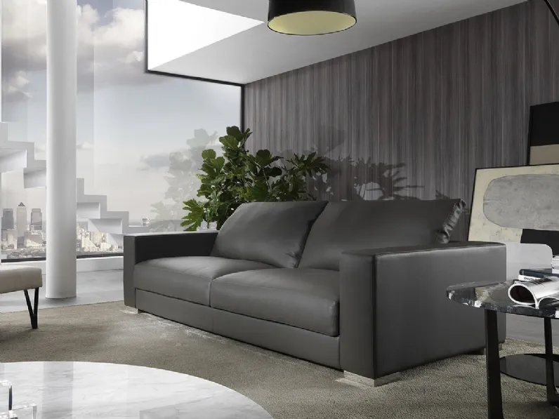 Divano lineare in pelle Tortona di Albani