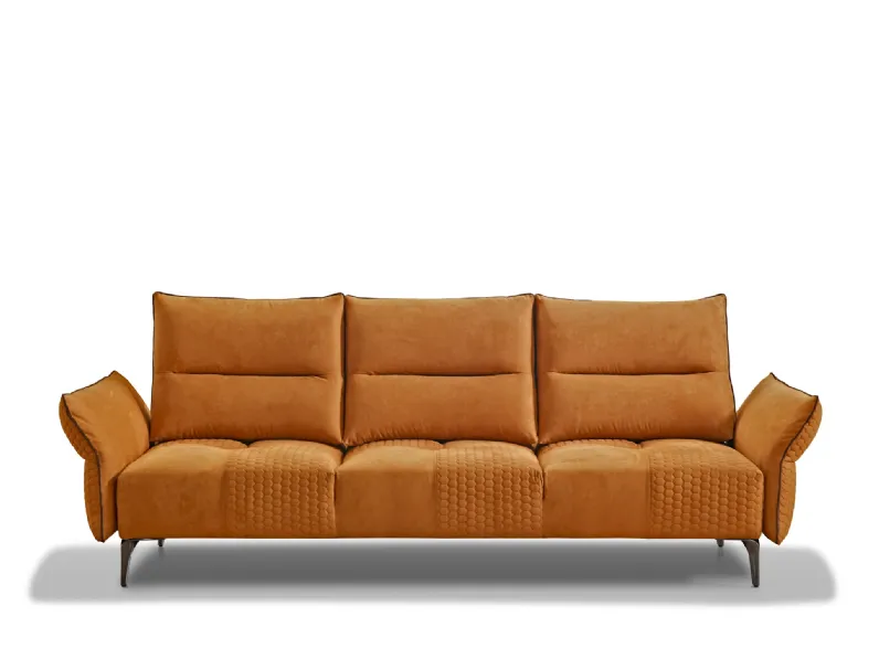 Divano lineare Marly di Valmori