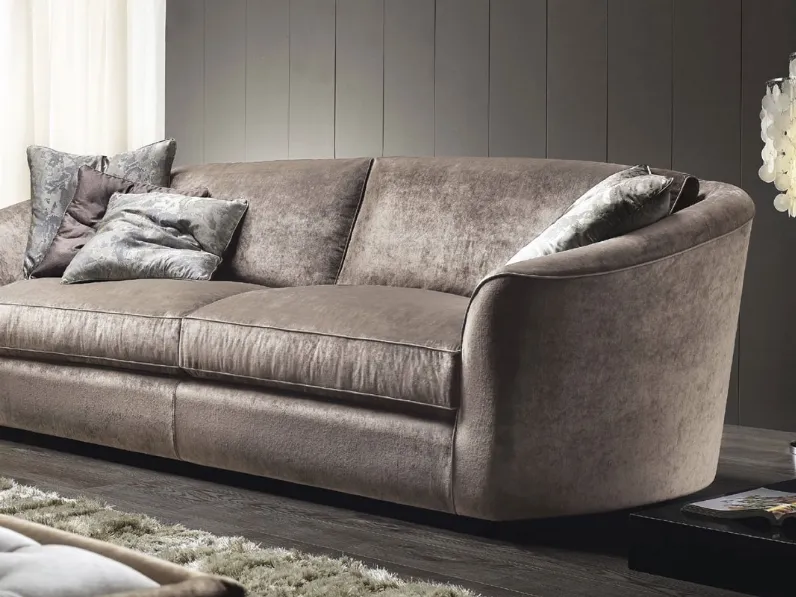 Divano lineare Vanity di Cava Divani