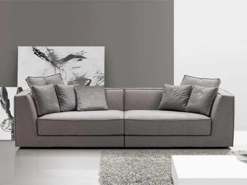 Divano lineare in tessuto Park di Ventura