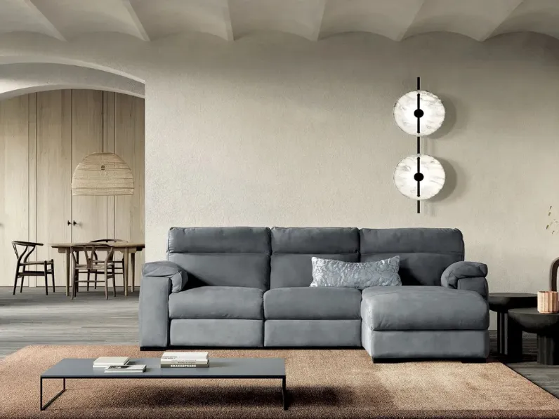 Divano relax con penisola William di Doimo Salotti