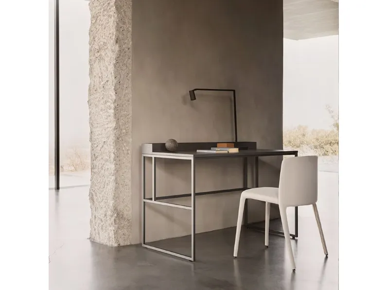 Sedia rivestita in pelle Achille di MDF Italia