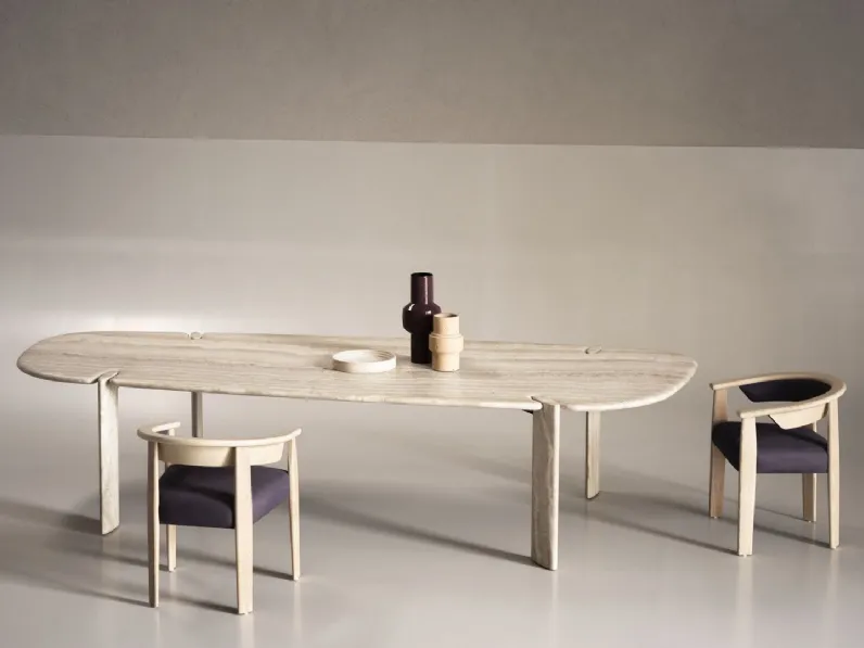 Sedia in legno con seduta imbottita Afra di Baxter