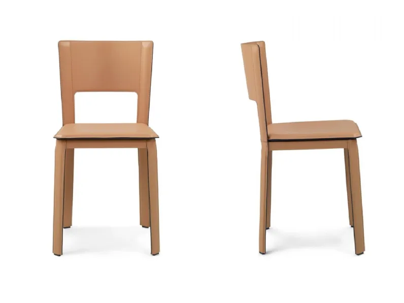 Sedia Alex completamente rivestita in cuoio di Enrico Pellizzoni