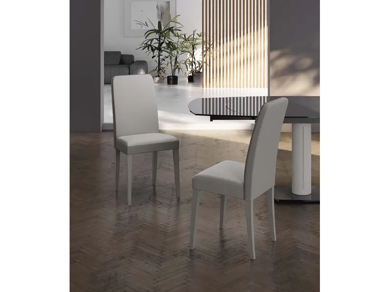 Sedia rivestita in ecopelle Anita di Stones