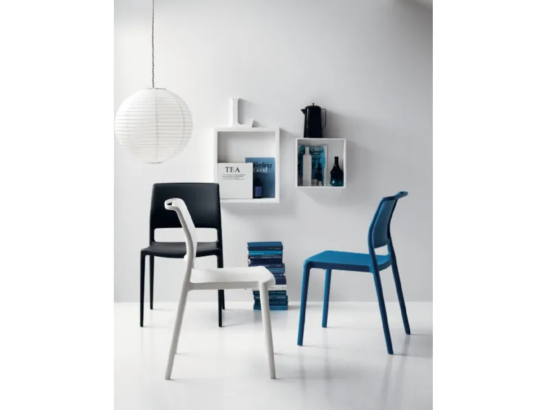 Sedia Ara 310 in polipropilene di Scavolini
