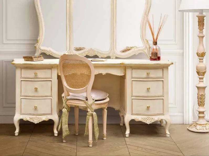 Sedia classica in legno con schienale in midollino e seduta imbottita Art 0036 di Vittorio Grifoni