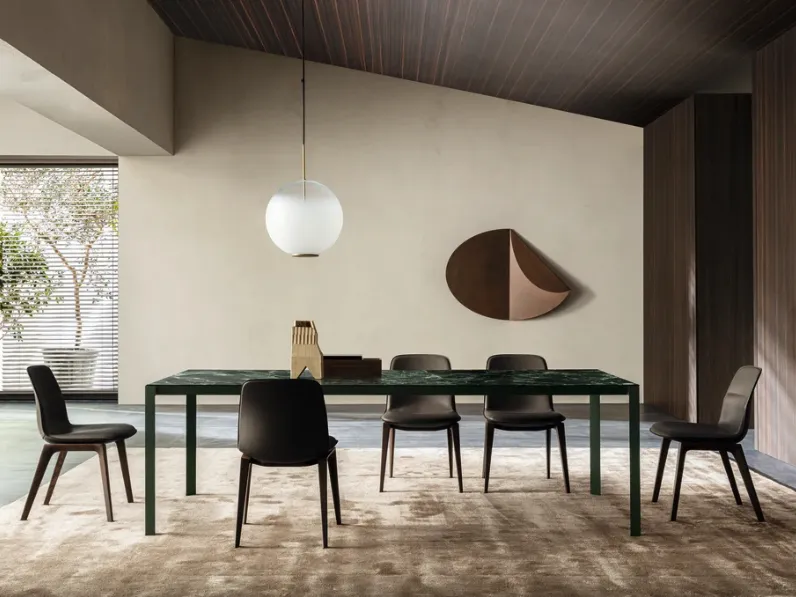 Sedia Barbican in cuoio rigenerato di Molteni & C