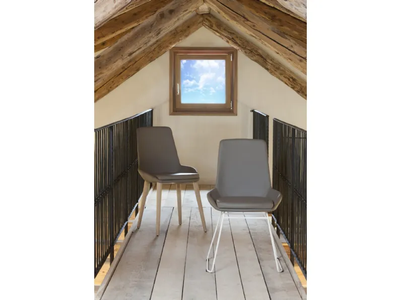 Sedia in ecopelle con schienale e seduta imbottiti Baxi Ambiance Italia