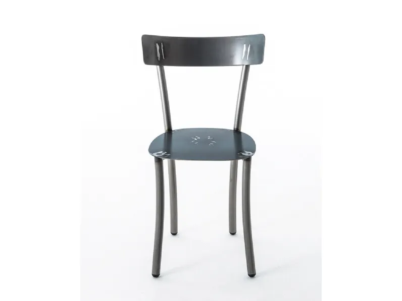 Sedia Lolita interamente in lamiera di Be Natural