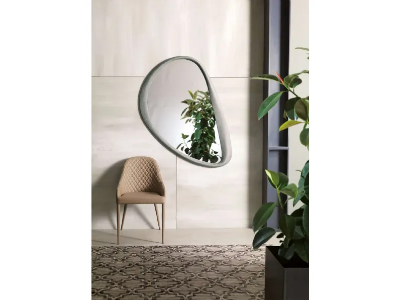 Sedia in pelle trapuntata Betta di Ozzio