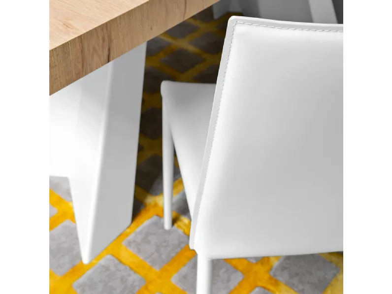 Sedia in cuoio Boheme di Connubia