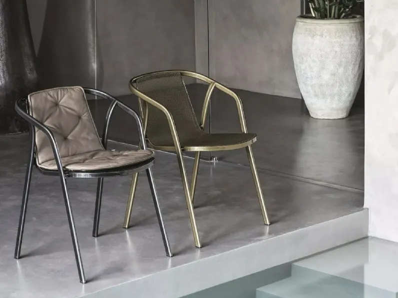 Sedia Ines in metallo laccato di Bontempi