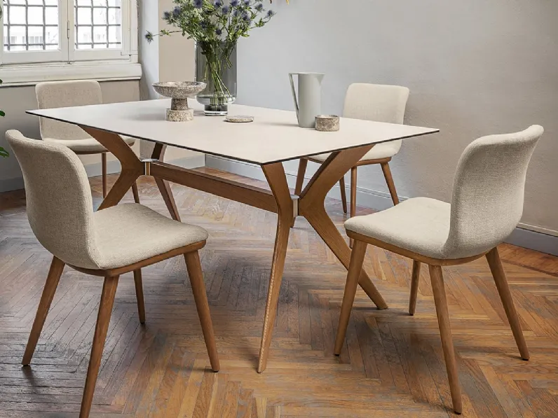Sedia Annie in tessuto imbottito di Calligaris