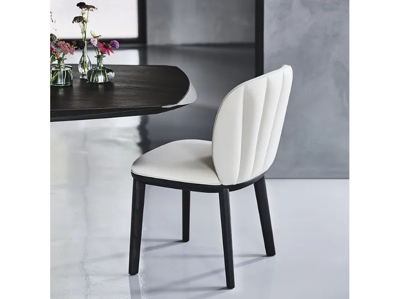 Sedia in legno con rivestimento in pelle Chrishell di Cattelan Italia