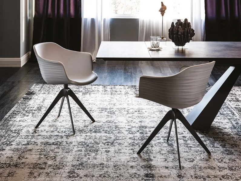 Sedia in poliuretano morbido Indy di Cattelan Italia