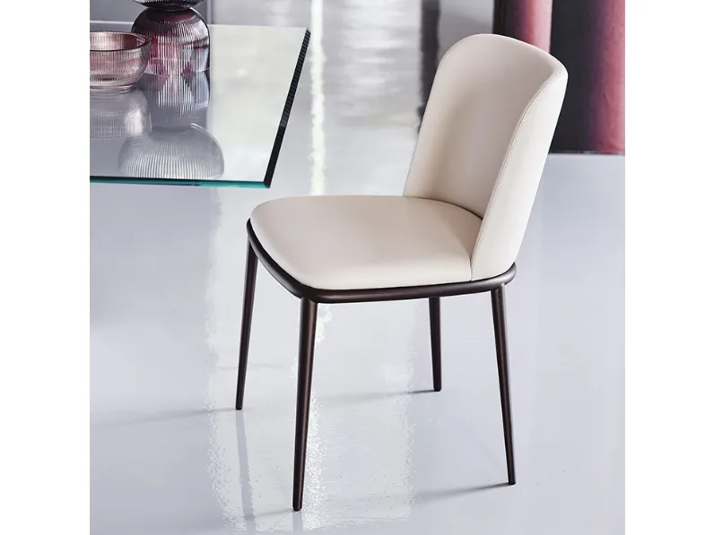 Sedia in pelle senza braccioli con struttura in metallo Magda ML di Cattelan Italia